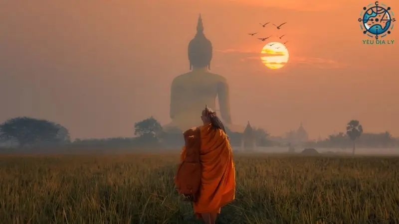 Vai trò của tôn giáo trong đời sống người dân (Hindu và Phật giáo) 