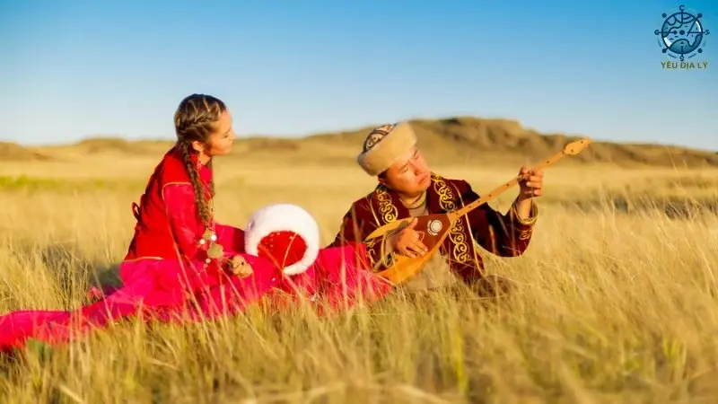 Con người và xã hội Kazakhstan - ảnh 2