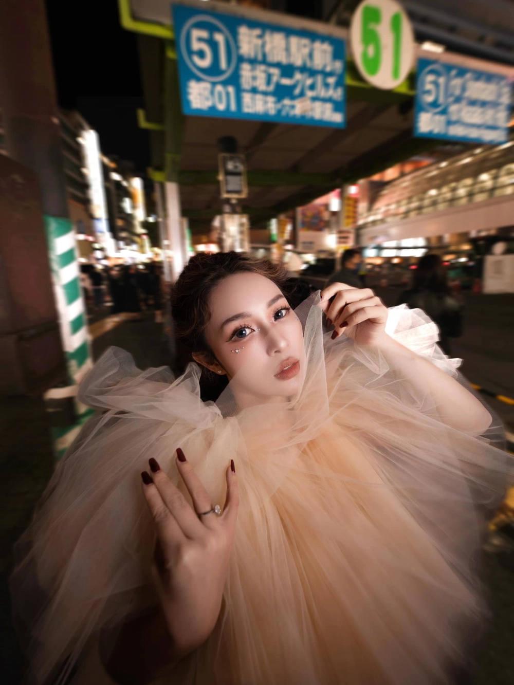 Ca sĩ bảo trâm chinh phục khán giả bằng tài năng nổi bật