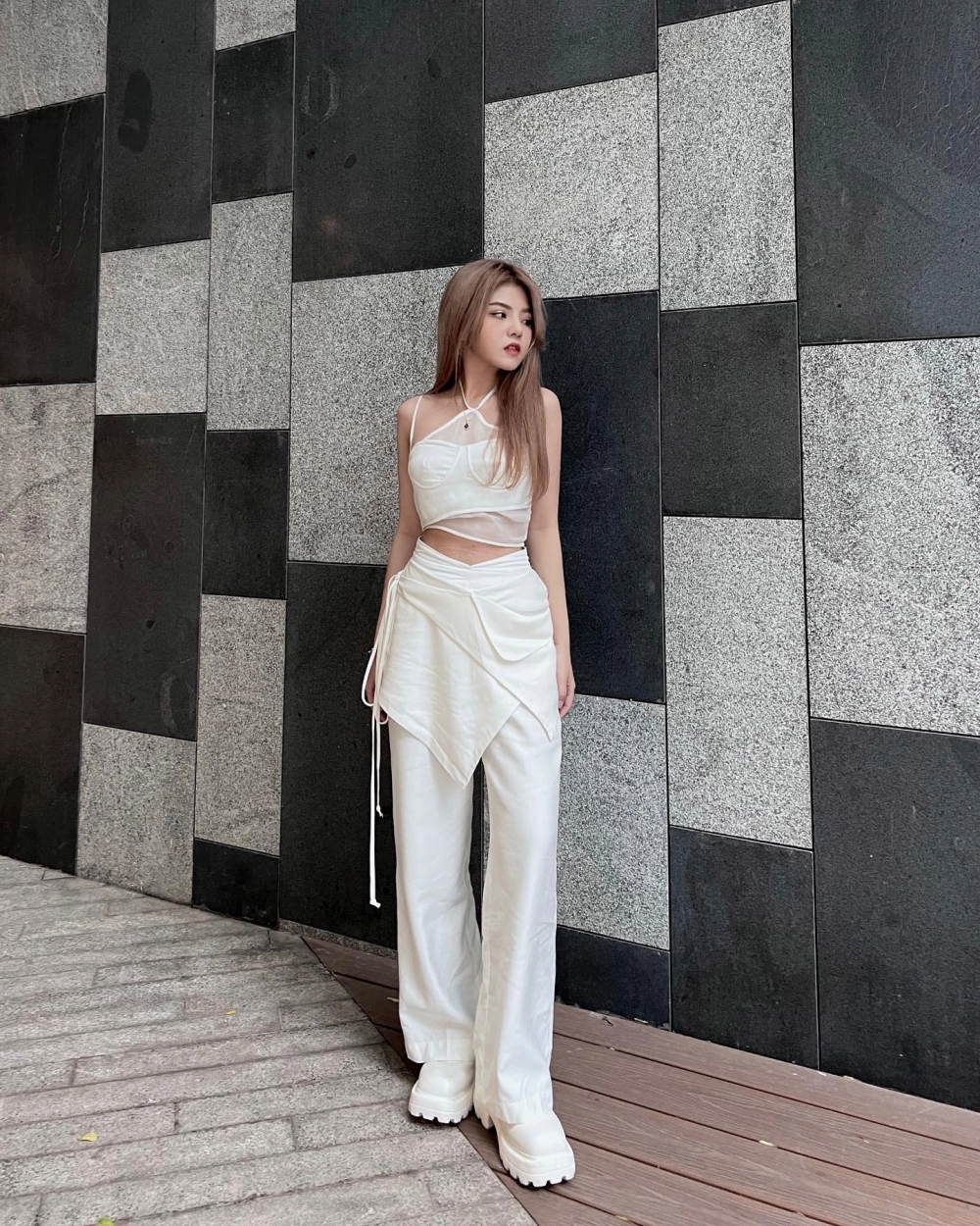 Ny Của Reency Ngô Là Ai là câu hỏi hot trên diễn đàn mạng