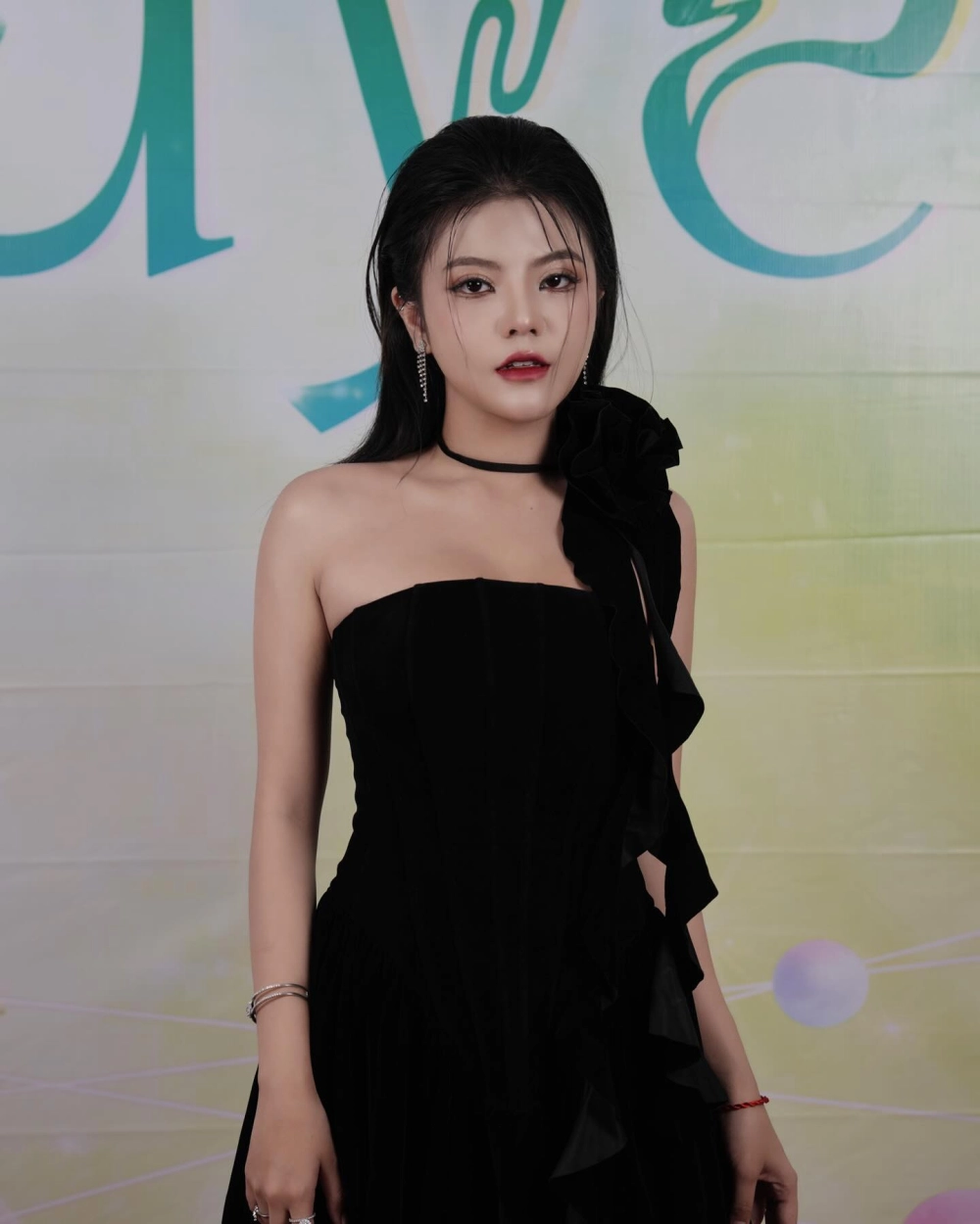 Tiểu sử của Reency Ngô