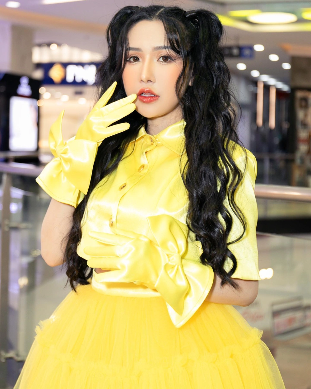 Thần thái cực đỉnh của Viên Vibi Live App Bigo trên sóng trực tiếp