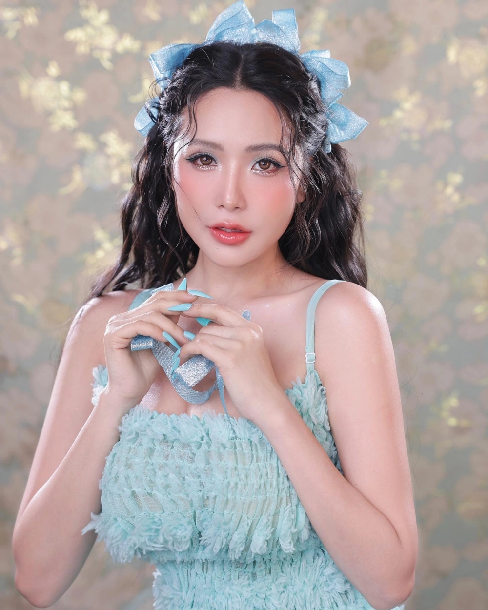 Vẻ ngoài trẻ trung đến khó tin của Viên Vibi Bao Nhiêu Tuổi